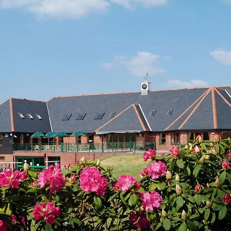 Wharton Park Golf & Country Club Bed & Breakfast Бюдли Екстериор снимка