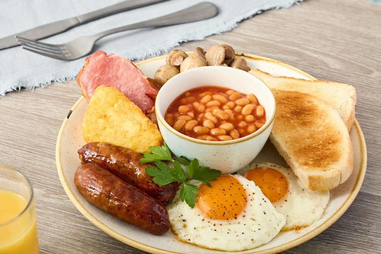 Wharton Park Golf & Country Club Bed & Breakfast Бюдли Екстериор снимка